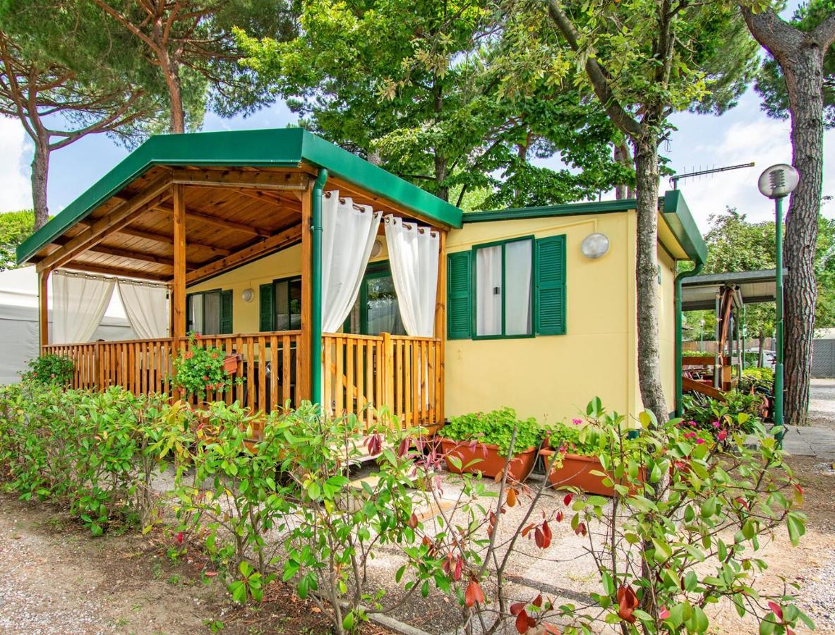 Camping Parco Vacanza Partaccia 2 مارينا دي ماسا المظهر الخارجي الصورة